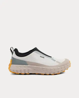 003 M Cinder Running Shoes