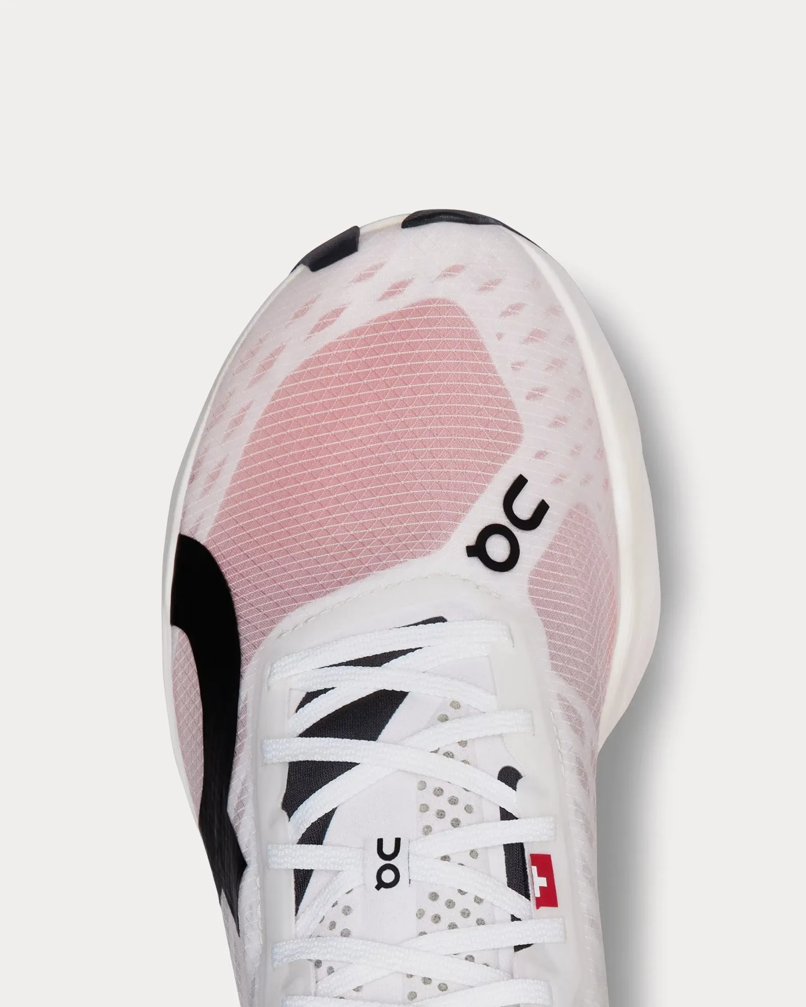 Cloudboom Strike White / Black Running Shoes