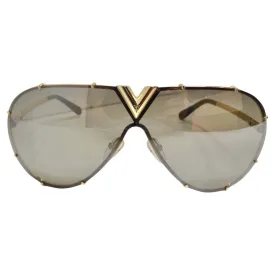 Louis Vuitton LV Drive Sunglasses Gold