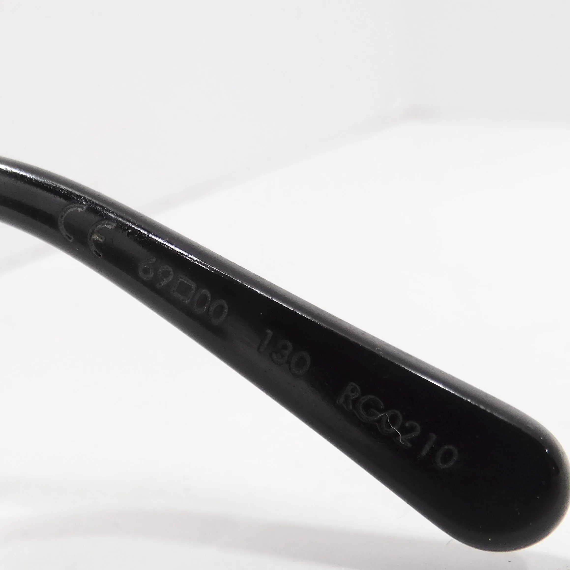 Louis Vuitton LV Drive Sunglasses Gold
