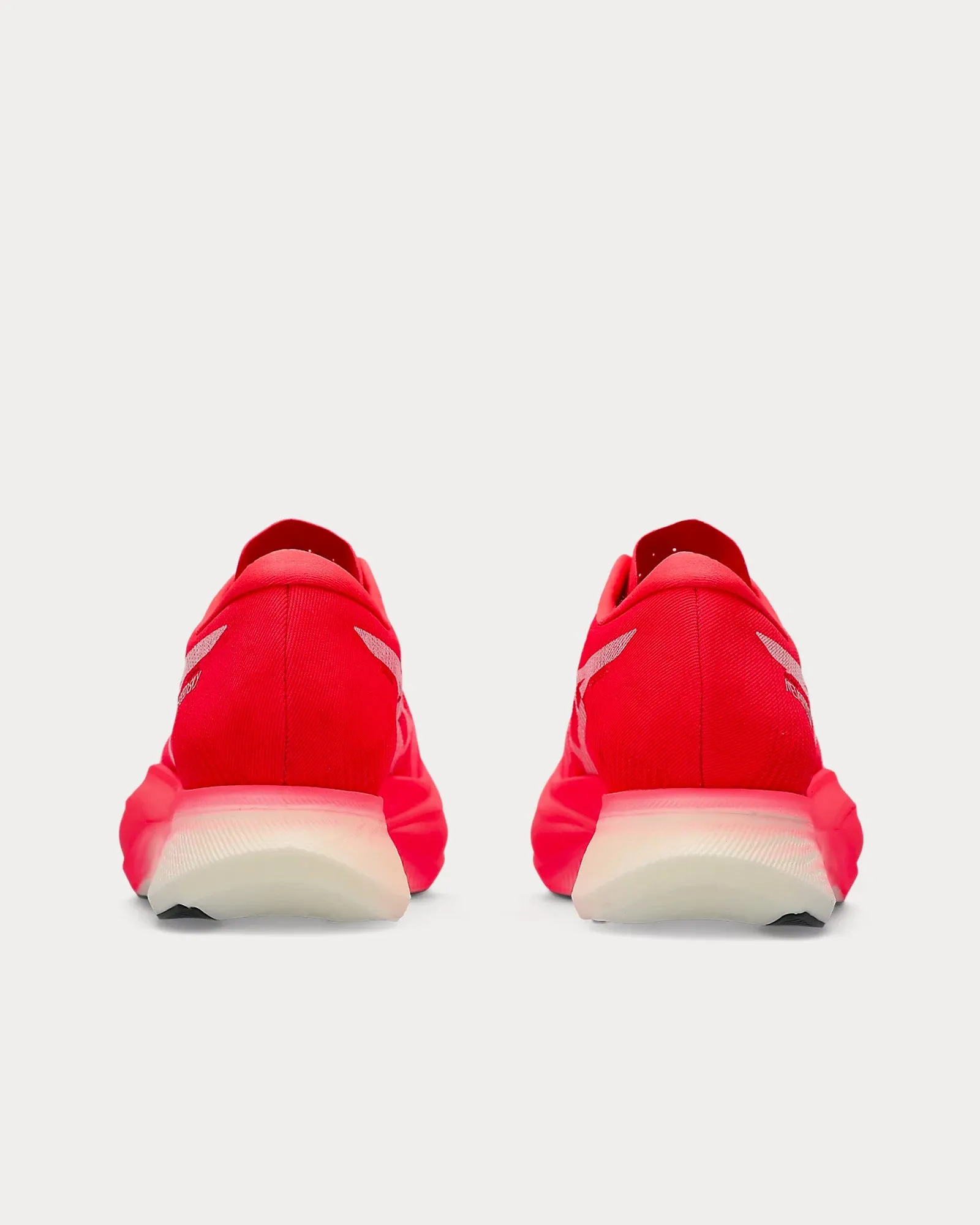 Metaspeed Sky  Diva Pink / White Running Shoes