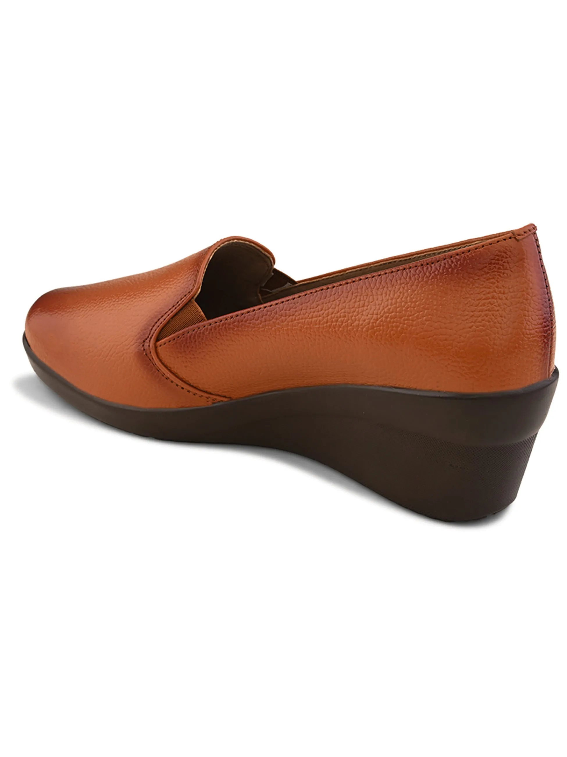 Pelle Albero Female's Tan Leather Wedge Heel Ballerina