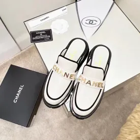 SE976 Chanel loafers / Size5-9