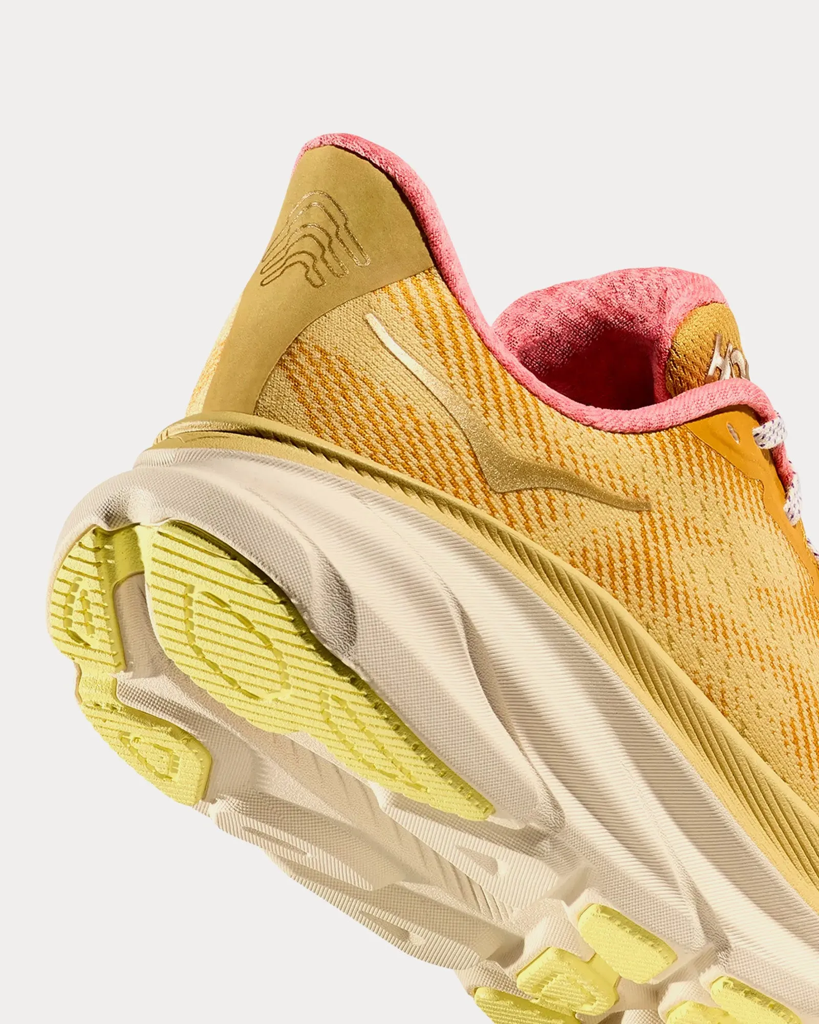 Stealth/Tech Clifton 9 GTX Varsity Yellow / Vanilla Running Shoes